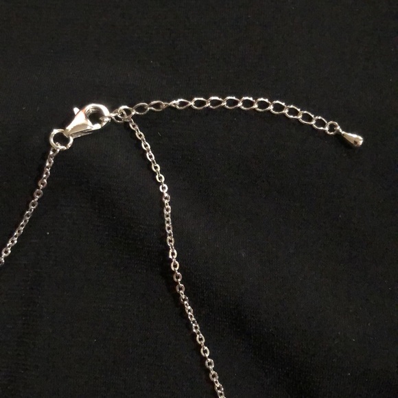 Silver tone Rhinestone necklace - Picture 4 of 5